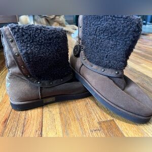 G by Guess Women's Brown  Pull-on Winter Boots Size 6M Brown New Without Tags